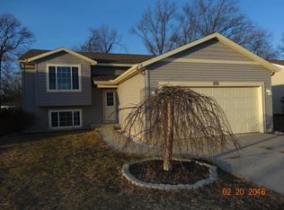 535 Clearwood Dr SE, Kentwood, MI 49548