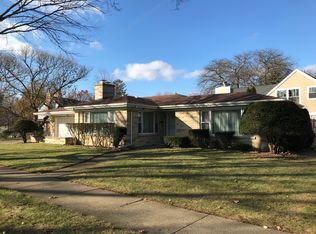 418 S I Oka Ave, Mount Prospect, IL