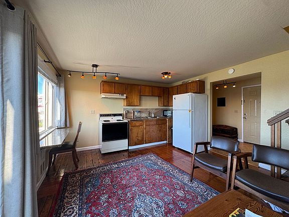 4th image of 112 I St #1
