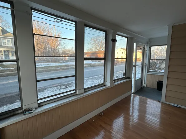 103 Benham St #B, Hamden, CT 06514