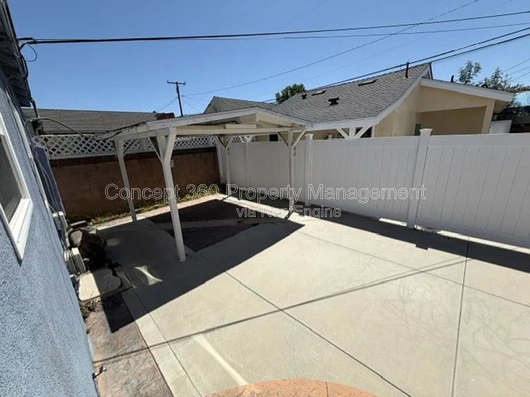 2287 Belmont Ave — Photo 35