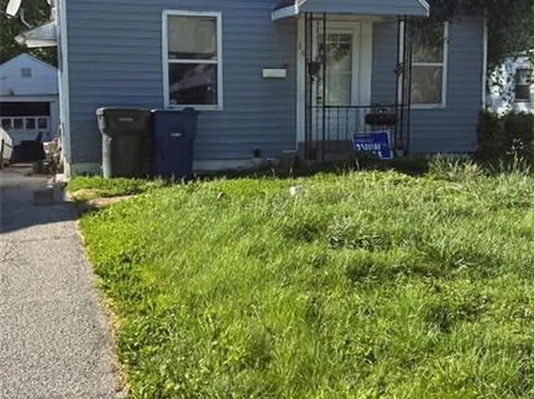 887 Gustav Ave, Saint Louis, MO 63147