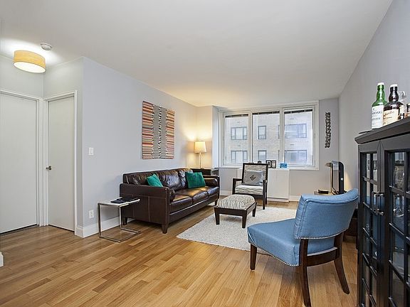 2nd image of 211 E 46th St #6A