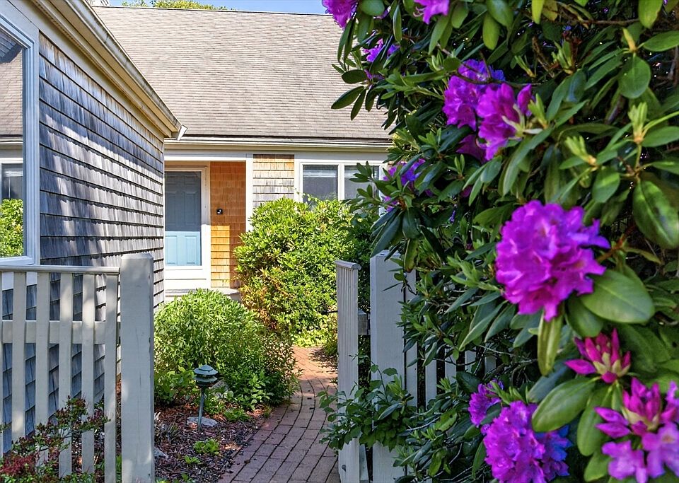 1st image of 40 Kates Path #40