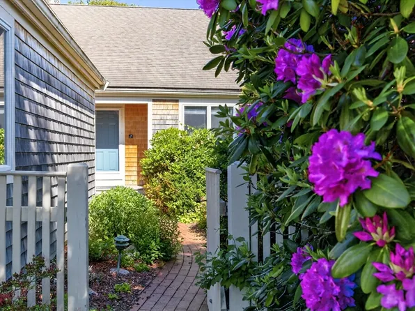 40 Kates Path #40, Yarmouth Port, MA 02675