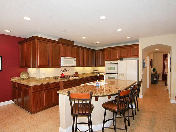5th image of 2822 Eastcliff Way