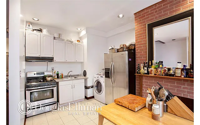 Sold by Douglas Elliman | media 2