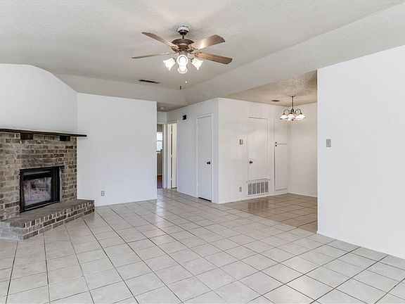 3rd image of 11455 Ptarmigan Dr #A