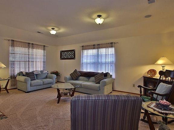 5th image of 2308 Bradford Pl