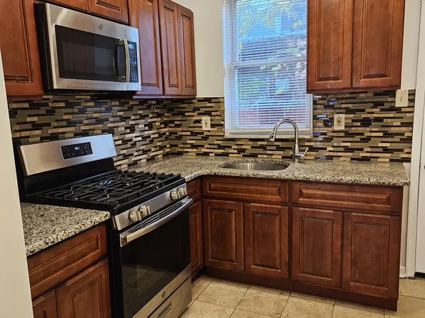 22XX Pierce St, Philadelphia, PA 19145