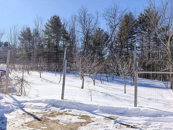 4th image of 1168 New Hampton Road