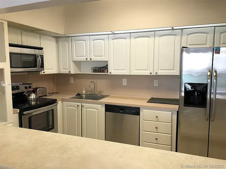 19380 Collins Ave #504 — Photo 19