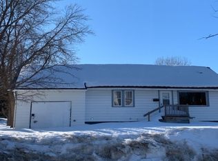 719 5th St NE, Staples, MN 56479