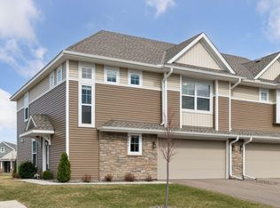 9444 Bridle Way, Victoria, MN 55386