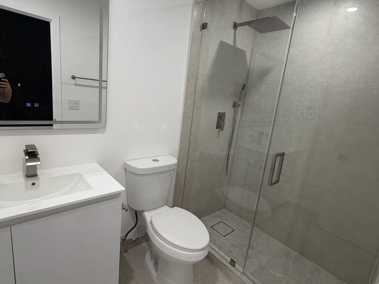 1 bed, 400 sqft, $1,700 — Photo 2