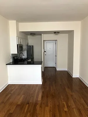 Rented by REAL New York | media 14