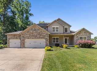 2820 Ashwood Dr, Alliance, OH 44601