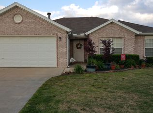 807 SW Sandrock Rd, Bentonville, AR 72712