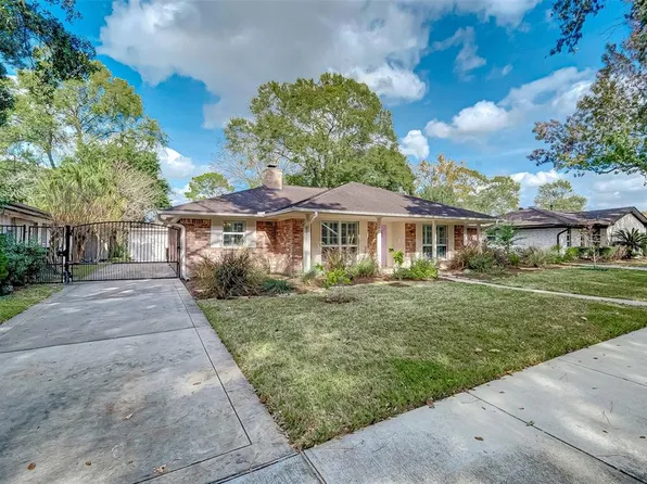 6218 Yarwell Dr, Houston, TX 77096