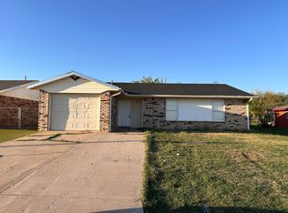 1213 SW Bishop Rd, Lawton, OK 73501