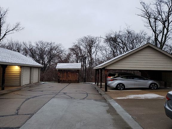 4th image of 12977 Bryce Canyon Dr APT E