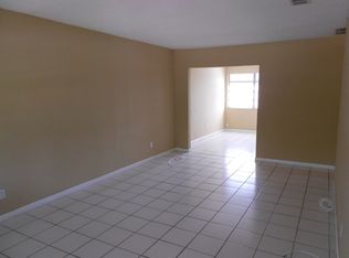 201 SW 2nd St APT 3, Pompano Beach, FL 33060