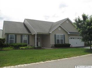 6 Drury Ln, Manchester Township, NJ 08759