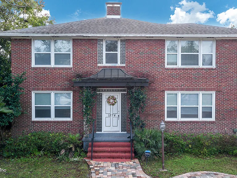1274 Belmont Ter #1 — Photo 1