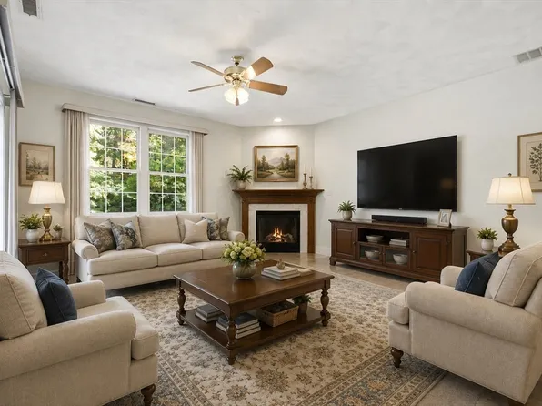 50 Northridge Dr Unit 50, North Reading, MA 01864