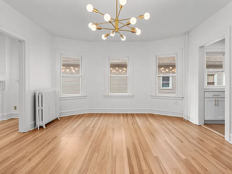 152 Maplewood Ave #2B — Photo 6