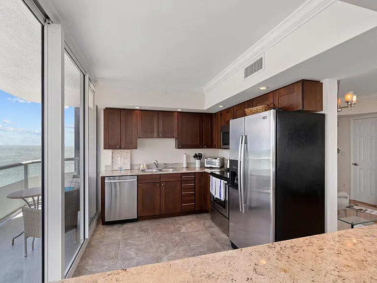 3554 Ocean Dr #1102 — Photo 11