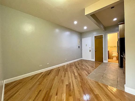 4th image of 343 E 115th St APT 2C