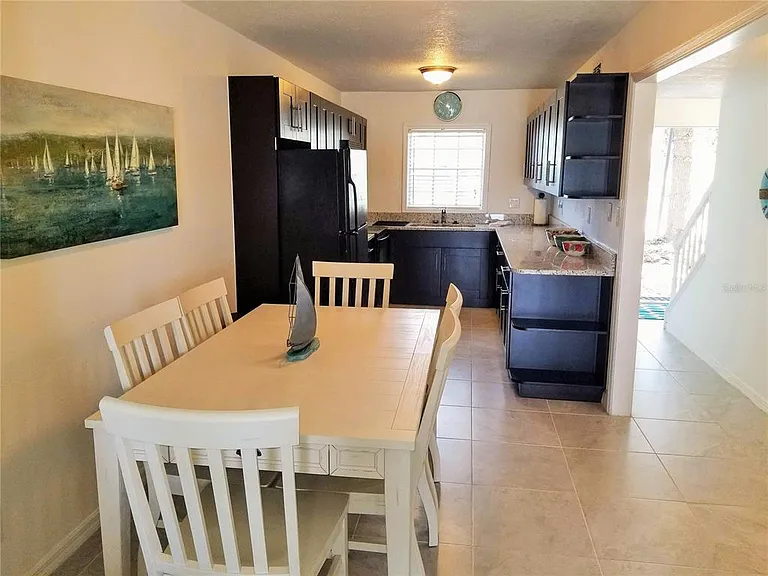 169 Pompano Dr SE — Photo 10