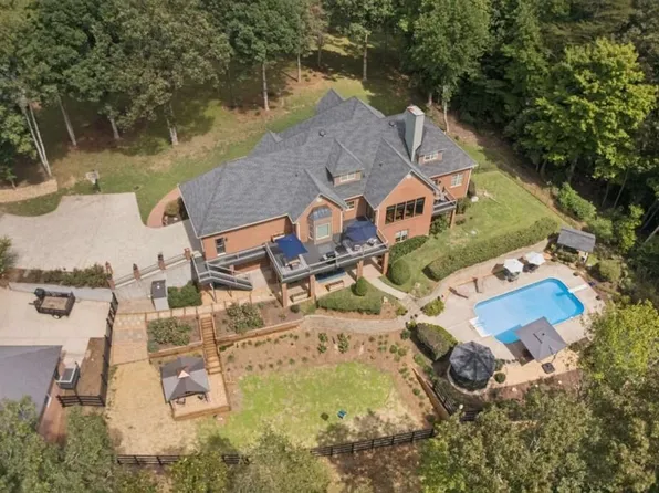335 Old Tails Creek Rd, Ellijay, GA 30540