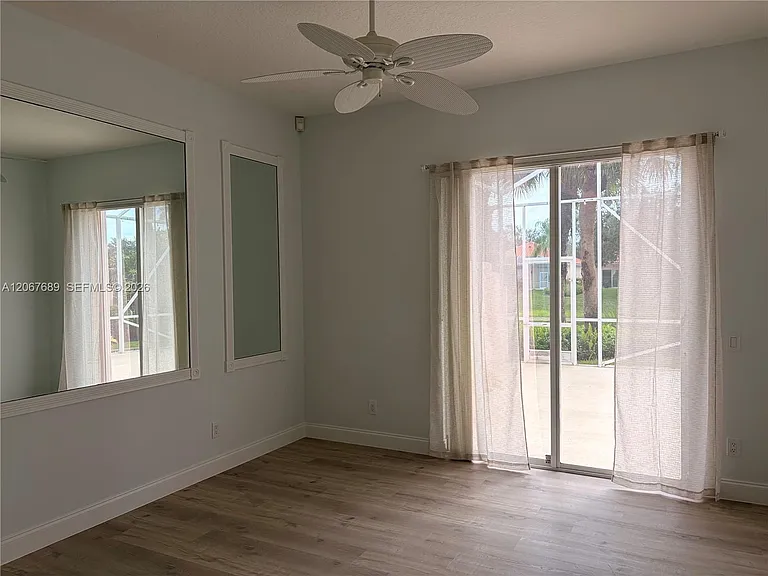 2786 James River Rd — Photo 9