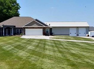 11915 Auburn Rd, Fort Wayne, IN 46845