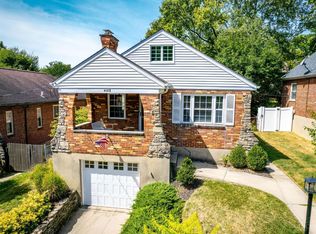 4123 Paxton Woods Dr, Cincinnati, OH