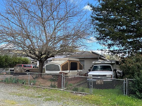 2nd image of 18868 Melvin Ave