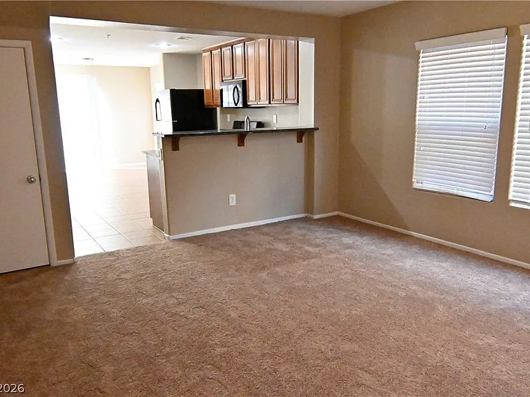 1155 Paradise Garden Dr — Photo 5