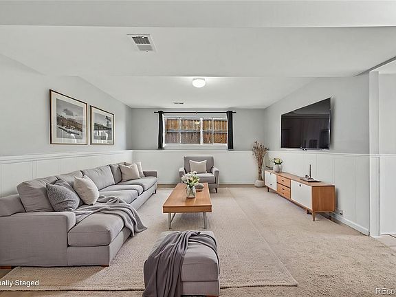 5th image of 966 E 8th Avenue