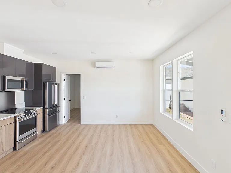 1447 Olive Ave #2 — Photo 13