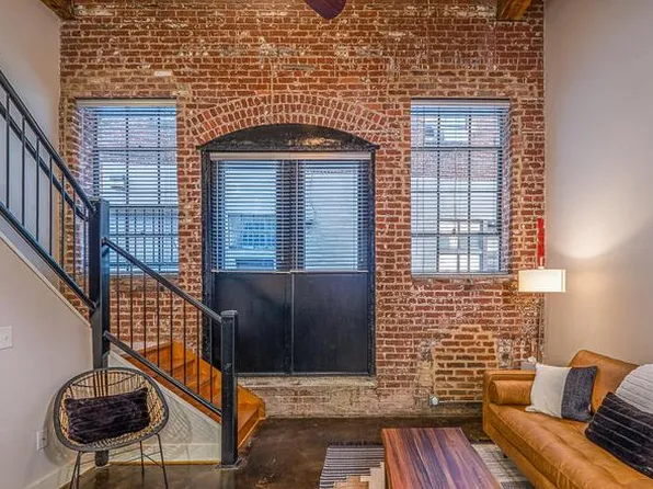 324 Salem Ave SW APT 104, Roanoke, VA 24016