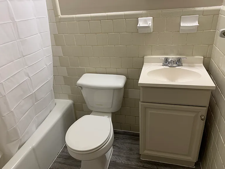 719 Britton Ave #8 — Photo 9
