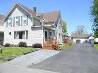 117 Quackenbush St, Amsterdam, NY 12069