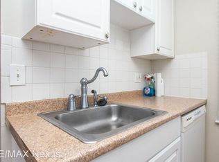 306 E 13 Mile Rd, Royal Oak, MI 48073