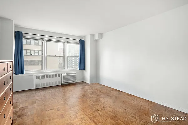 Rented by Brown Harris Stevens | media 13