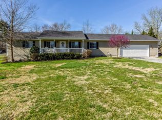 1527 Amerine Rd, Maryville, TN 37804