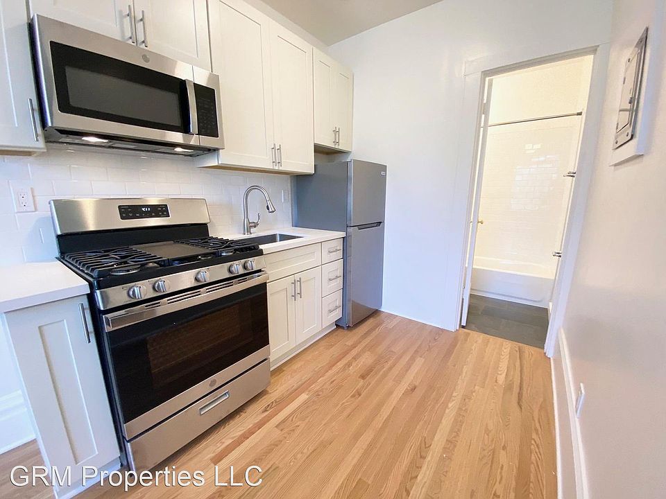 1st image of 711 Leavenworth St #33
