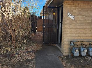 Move In Special offered 2 bedroom with 1 bath, Denver, CO 80205