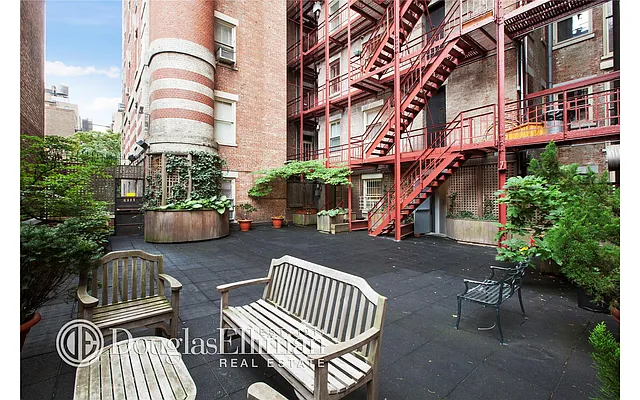 Sold by Douglas Elliman | media 8